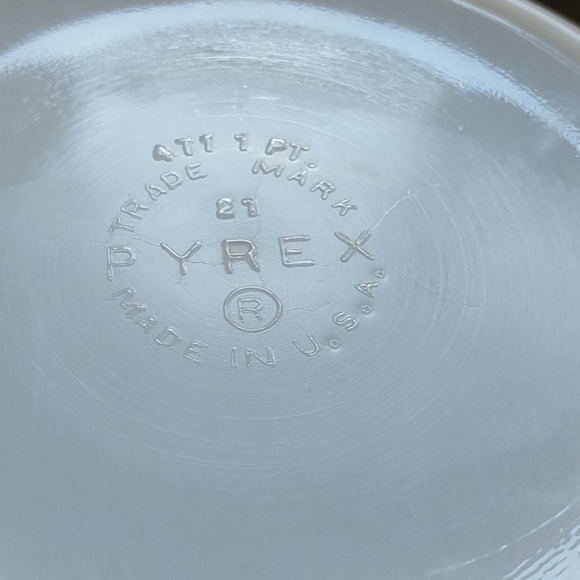 2 Vintage Pyrex Dishes Blue Pyrex Tan Pyrex - Picture 15 of 16